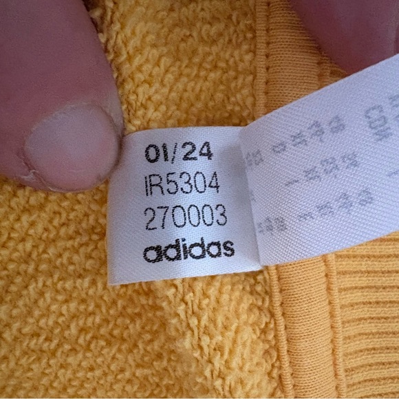 Adidas 3 Stripes Futura Cropped Golden Yellow Sweatshirt Women’s XL IR5304 - Picture 11 of 14